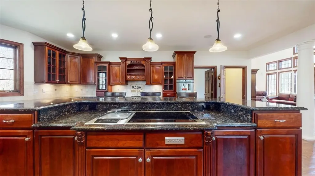 14 Conant Valley Road Pound Ridge NY 10576