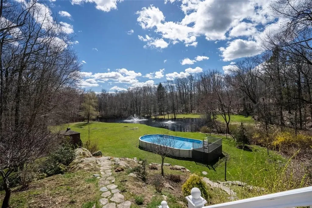 14 Conant Valley Road Pound Ridge NY 10576