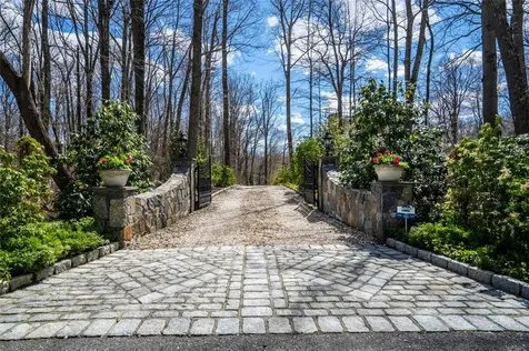 14 Conant Valley Road Pound Ridge NY 10576