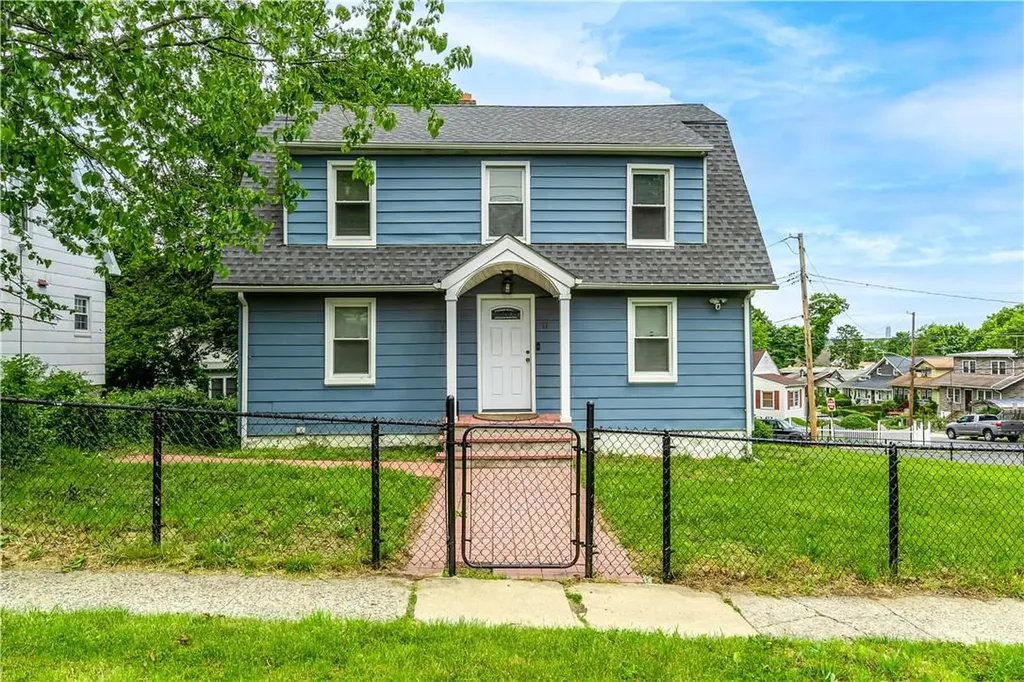 11 E Kingsbridge Road Mount Vernon NY 10550