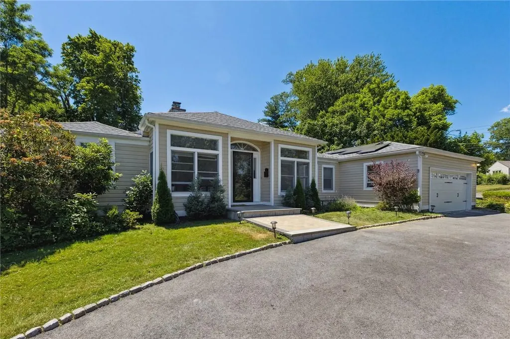 51 Pilgrim Road Scarsdale NY 10583