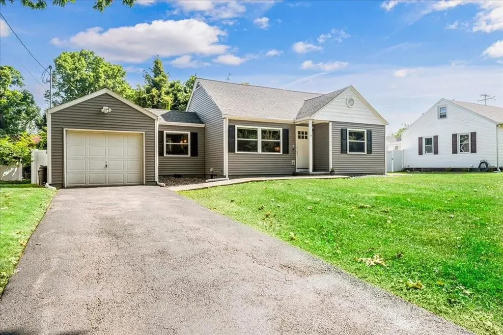 9 Sunset Drive New Windsor NY 12553