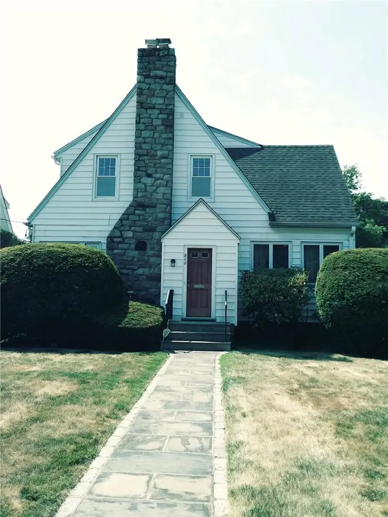 808 Colonial Avenue Pelham NY 10803