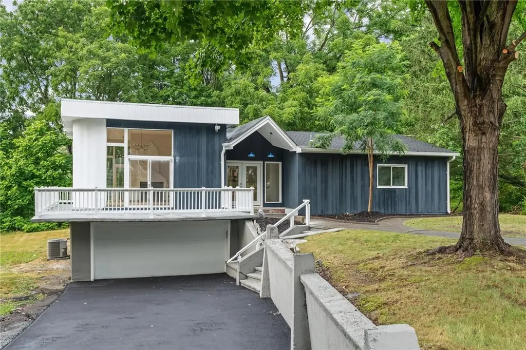 7 Echo Lane Newburgh NY 12550