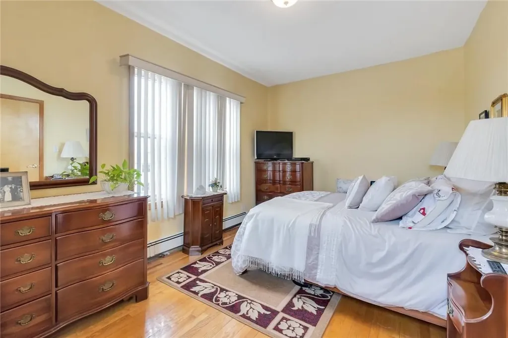 109 Aka 111 Sumner Avenue Yonkers NY 10704