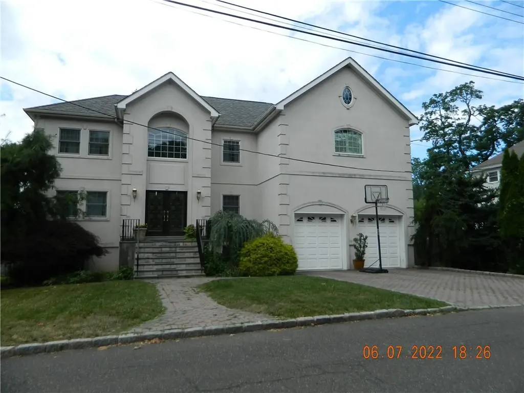 35 Atilda Avenue Dobbs Ferry NY 10522