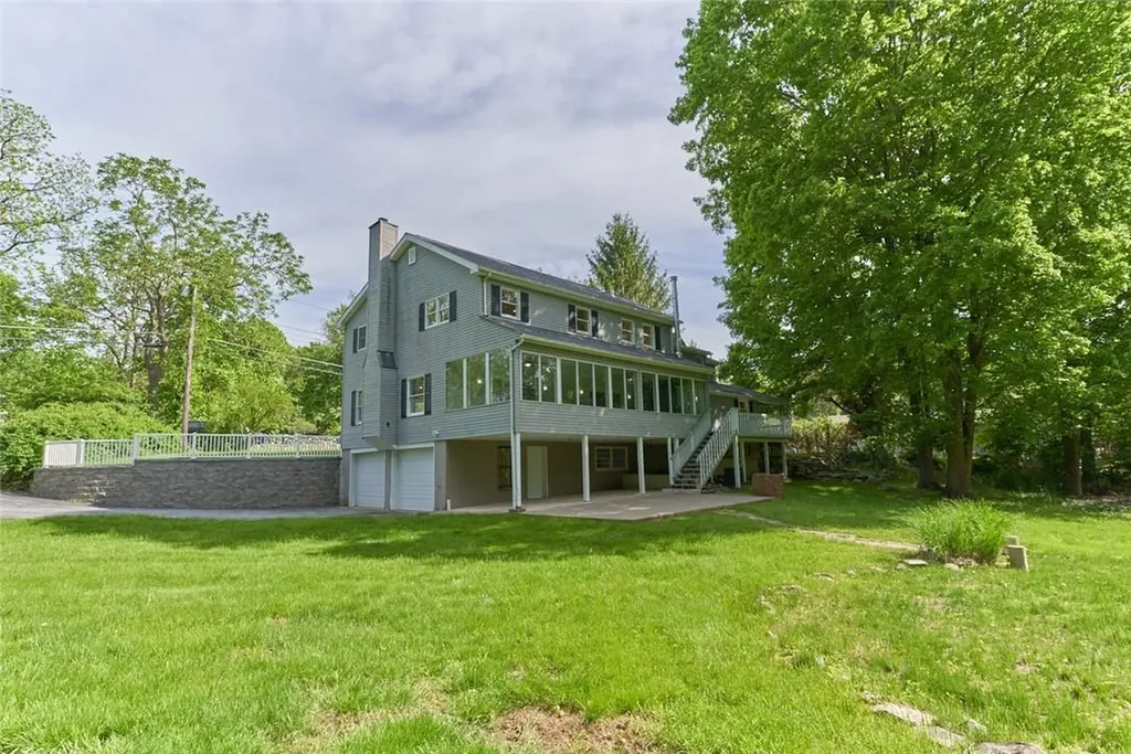 87 Hughson Road Carmel NY 10512