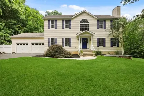 28 Gardineer Road Putnam Valley NY 10579