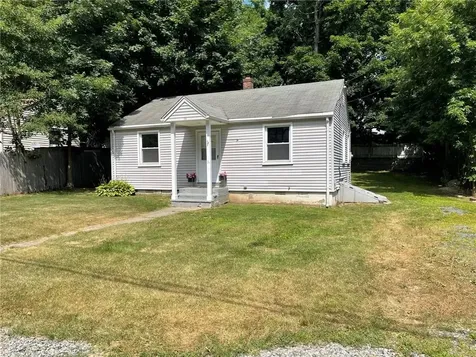 16 Point Drive N Lake Peekskill NY 10537