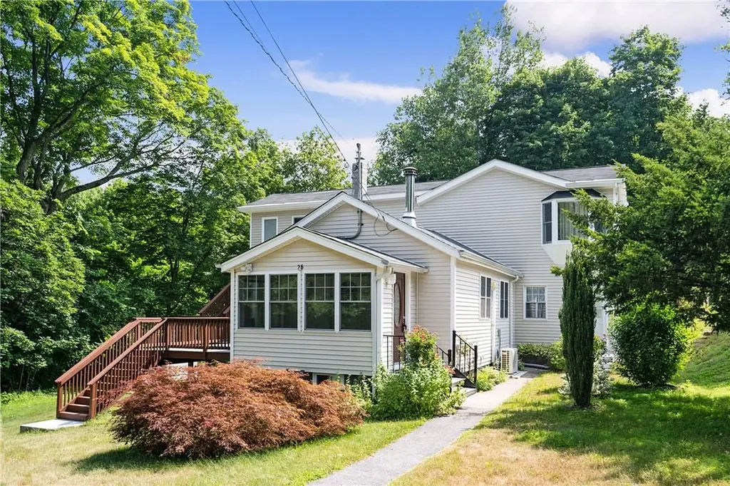 26 Hollowbrook Court W Cortlandt Manor NY 10567