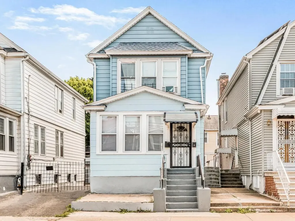 908 Cranford Avenue Bronx NY 10466