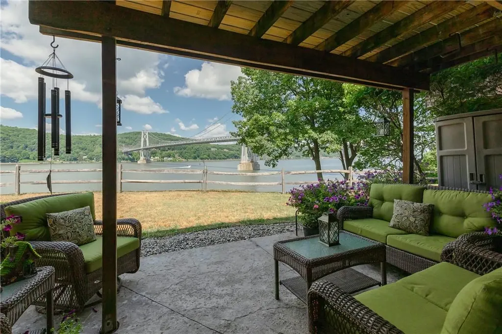 30 Hudson Heights Drive Poughkeepsie NY 12601