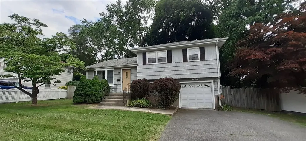 5 Meadowbrook Lane Suffern NY 10901