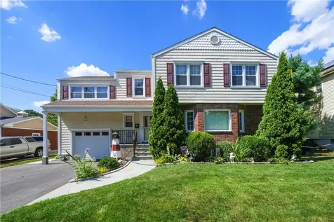 148 Seward Street Buchanan NY 10511