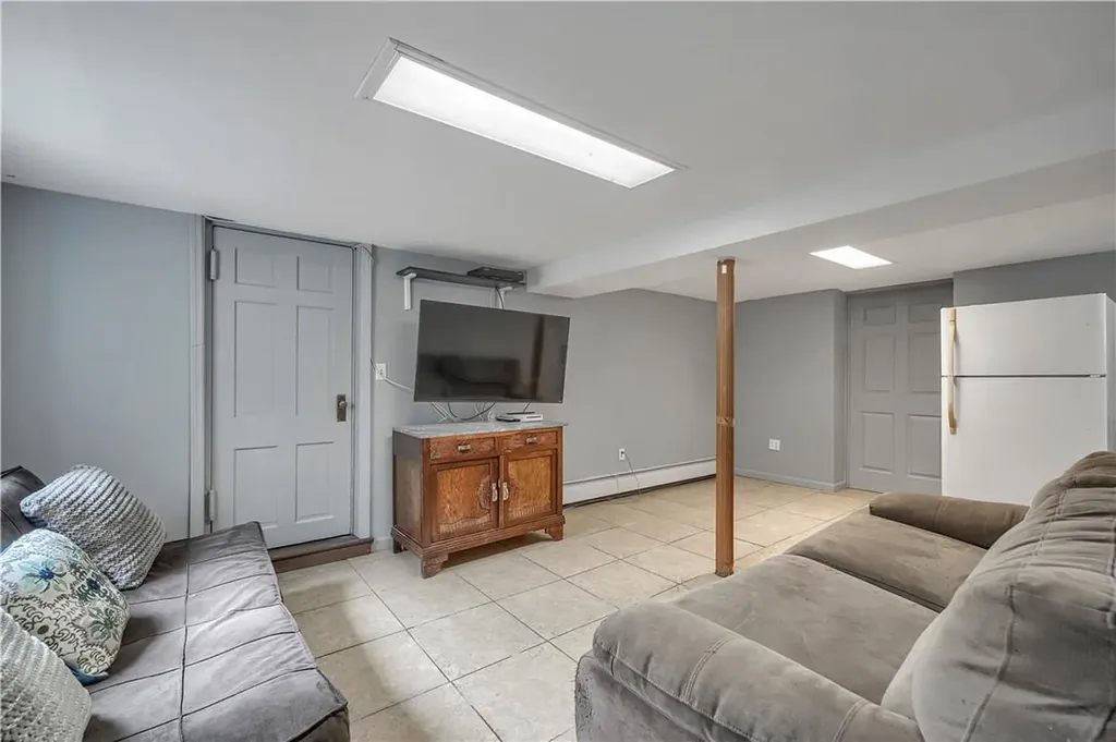 79 White Road Scarsdale NY 10583