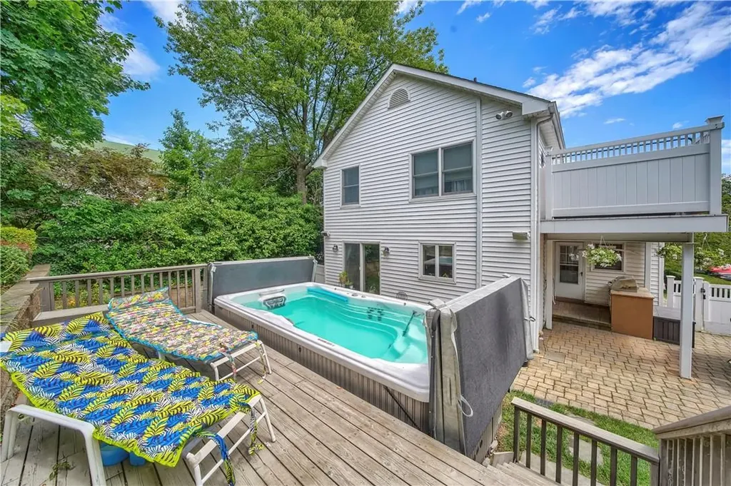 79 White Road Scarsdale NY 10583