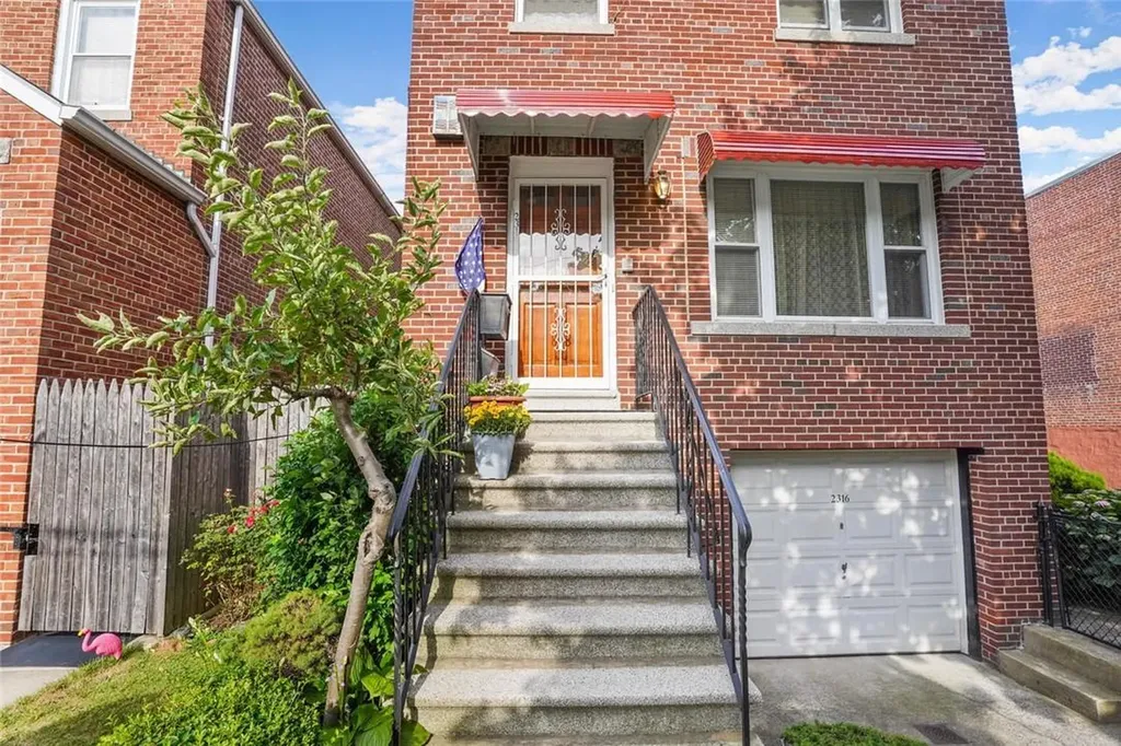 2316 Young Avenue Bronx NY 10469
