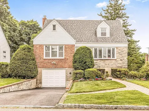 58 Croydon Road Yonkers NY 10710