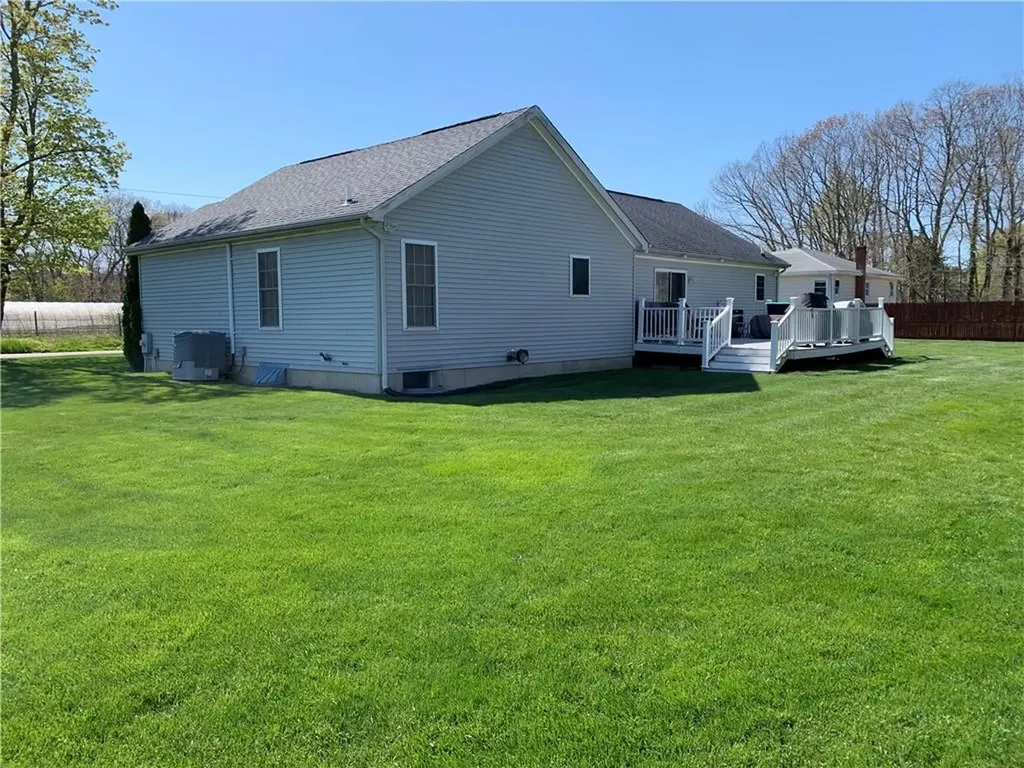 252 Horton Avenue Riverhead NY 11901