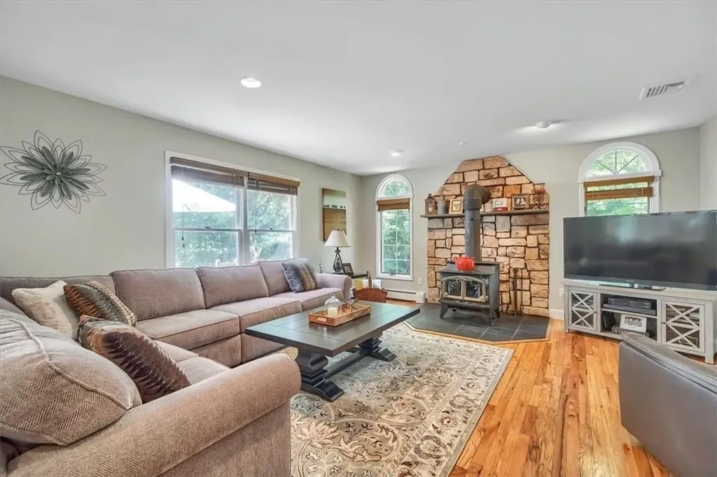 50 Snowdrop Drive New City NY 10956