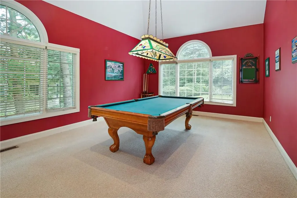10 Pebble Beach Lane White Plains NY 10605