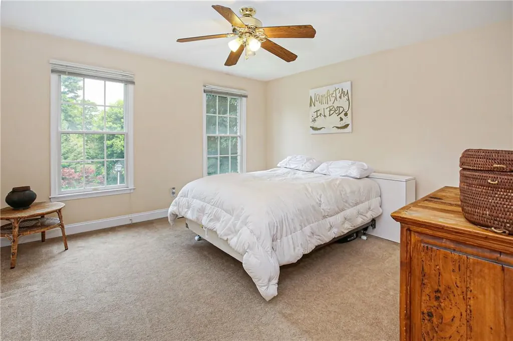 10 Pebble Beach Lane White Plains NY 10605