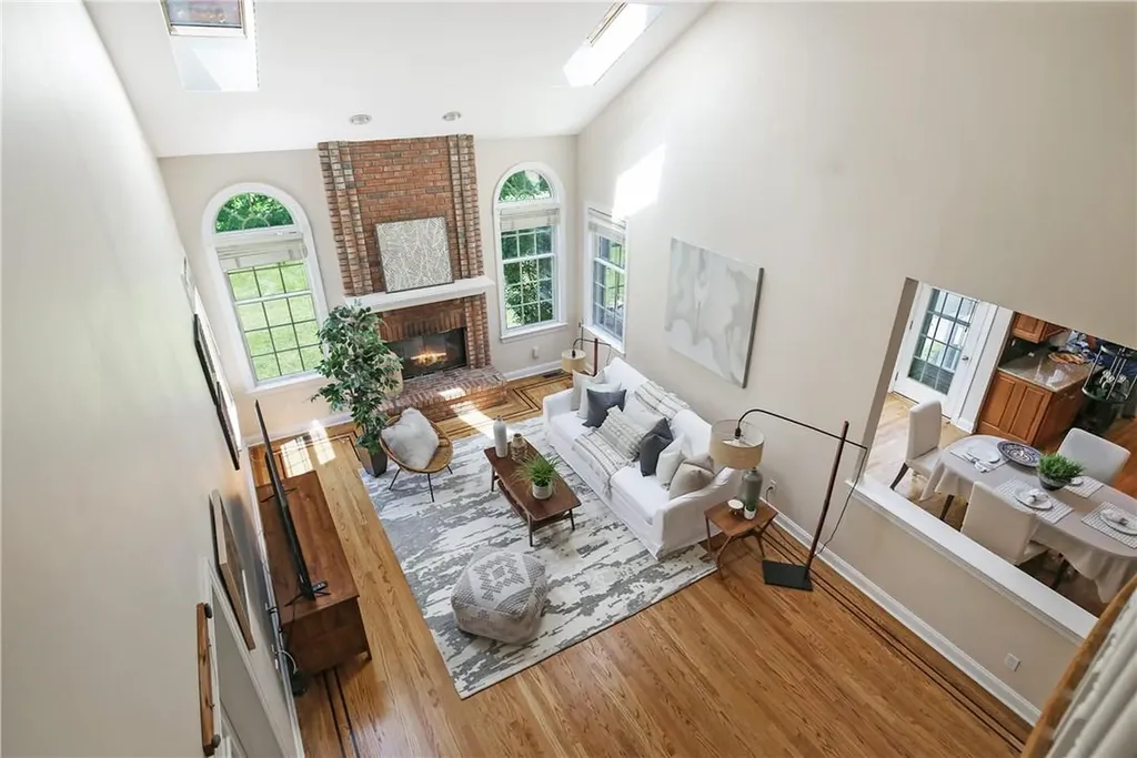 10 Pebble Beach Lane White Plains NY 10605