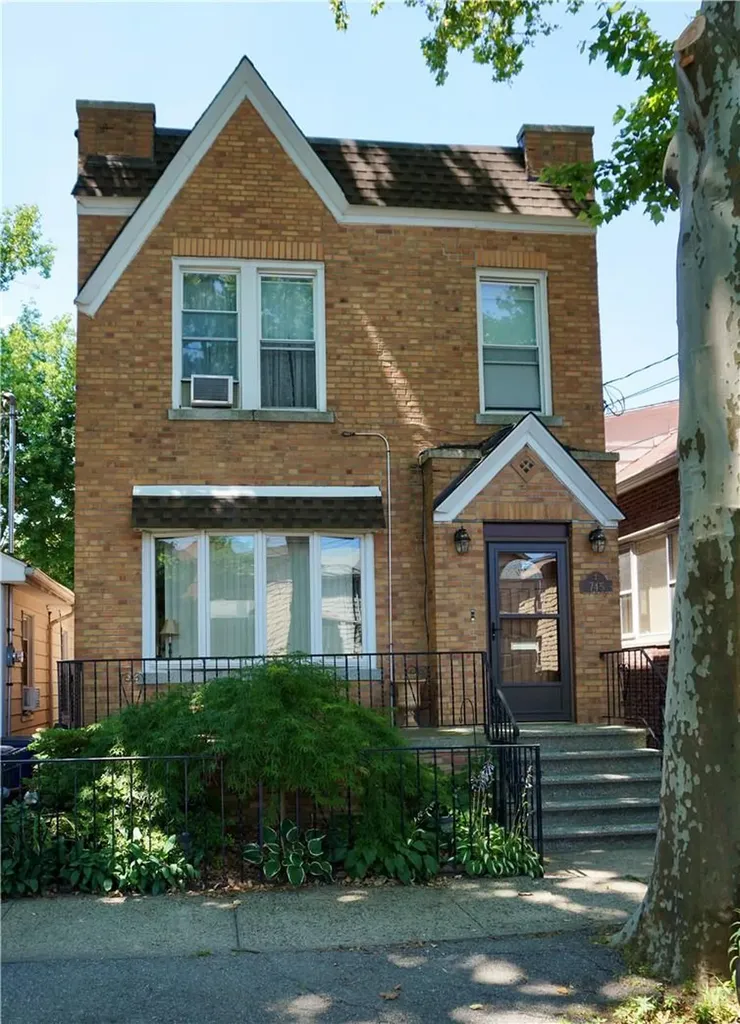 745 Vincent Avenue Bronx NY 10465