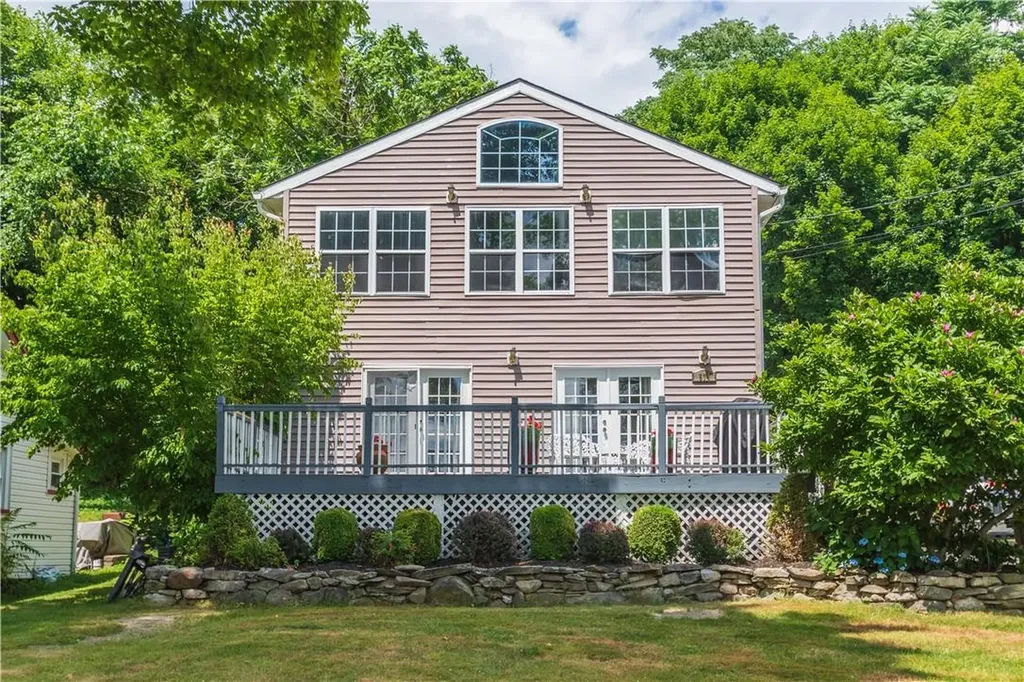 574 Shore Drive New Windsor NY 12553