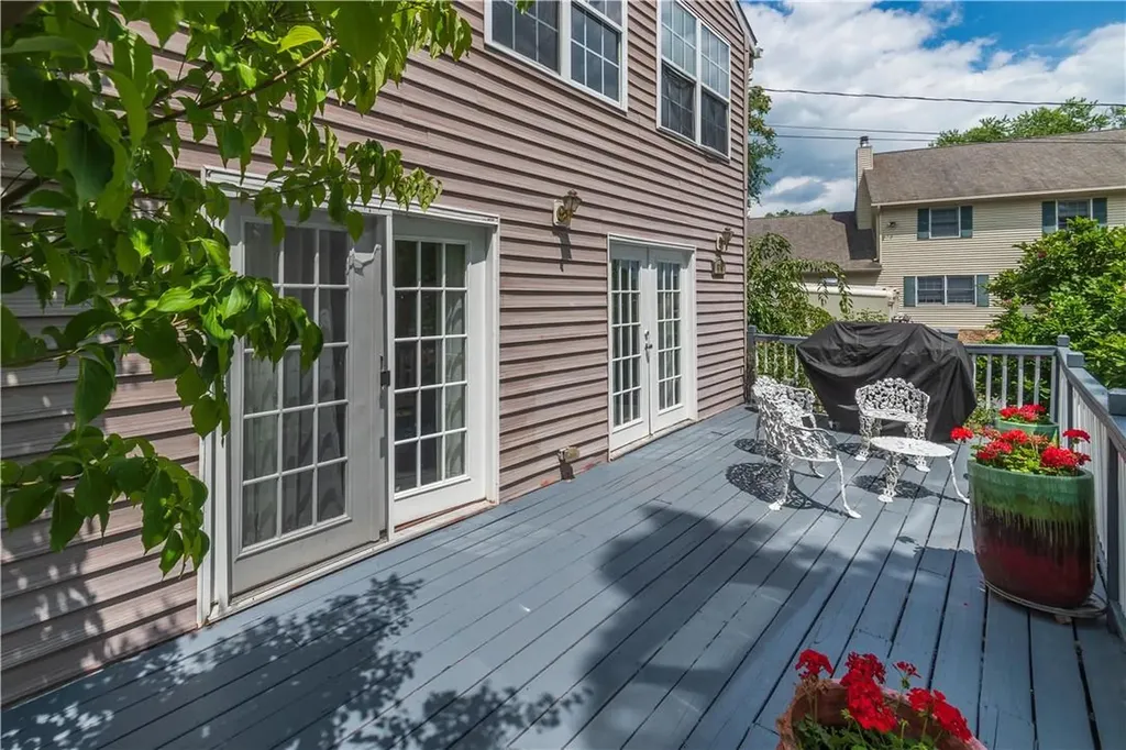574 Shore Drive New Windsor NY 12553