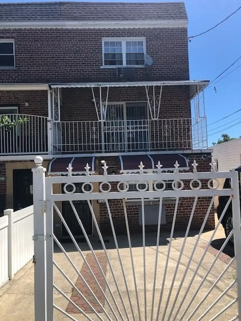 3644 Palmer Avenue Bronx NY 10466
