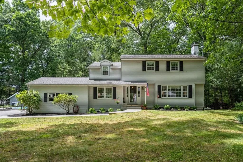 41 Timberline Drive Poughkeepsie NY 12603