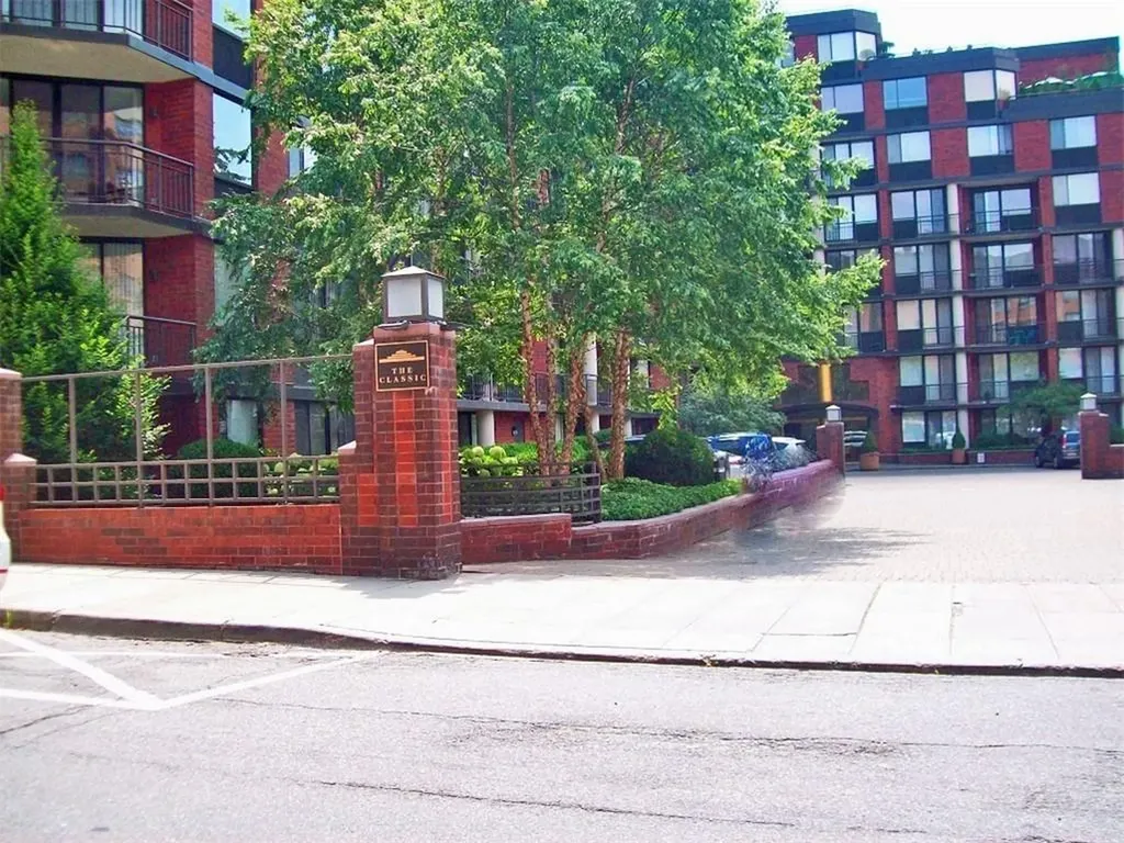 50 E Hartsdale Avenue Hartsdale NY 10530