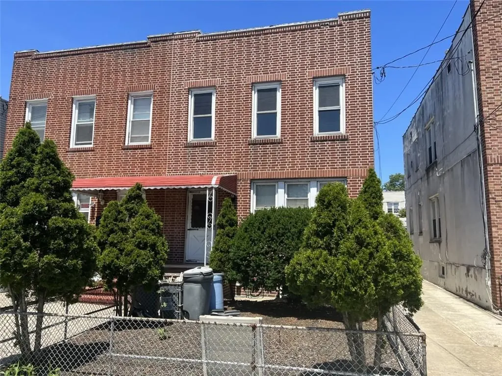 2873 Randall Avenue Bronx NY 10465
