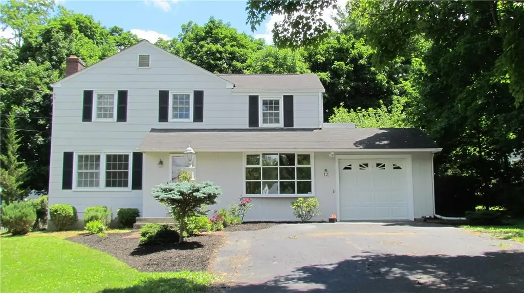 12 Hasbrouck Drive Poughkeepsie NY 12603