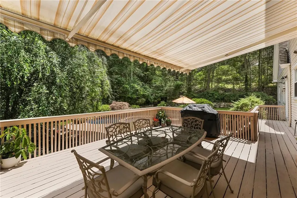 11 Manor Lane Katonah NY 10536