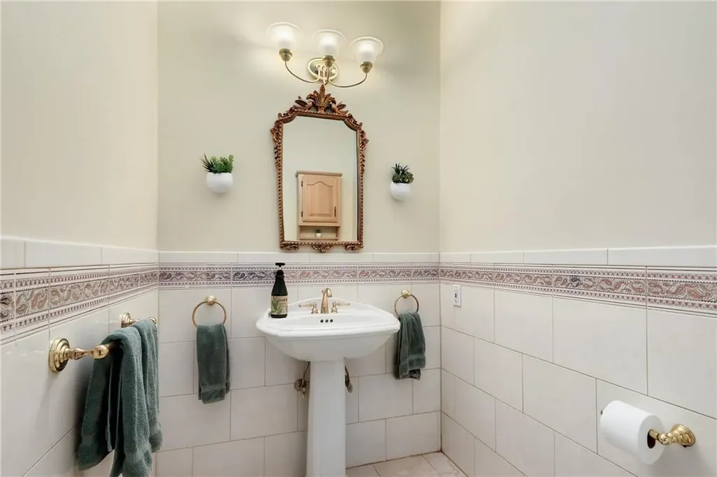 11 Manor Lane Katonah NY 10536