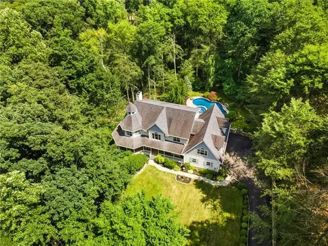 11 Manor Lane Katonah NY 10536