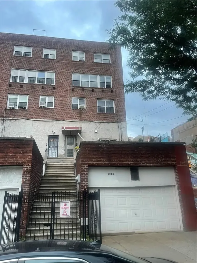 3028 Kingsbridge Terrace Bronx NY 10463