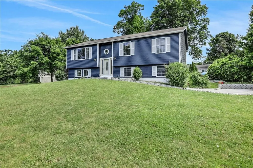 29 Holly Hill Drive Wingdale NY 12594