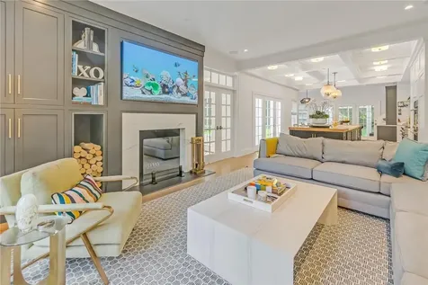 27 Petersville Road Mount Kisco NY 10549