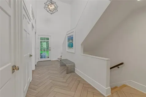 27 Petersville Road Mount Kisco NY 10549
