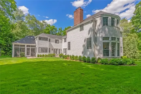 27 Petersville Road Mount Kisco NY 10549