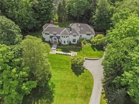 27 Petersville Road Mount Kisco NY 10549