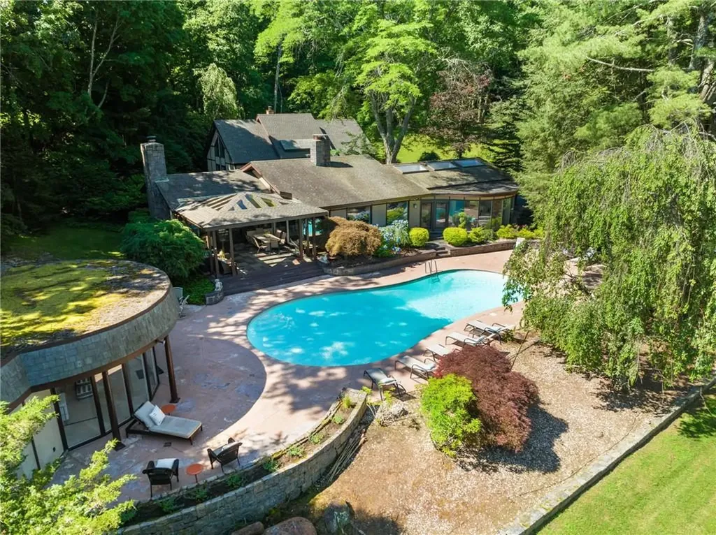 660 Quaker Road Chappaqua NY 10514