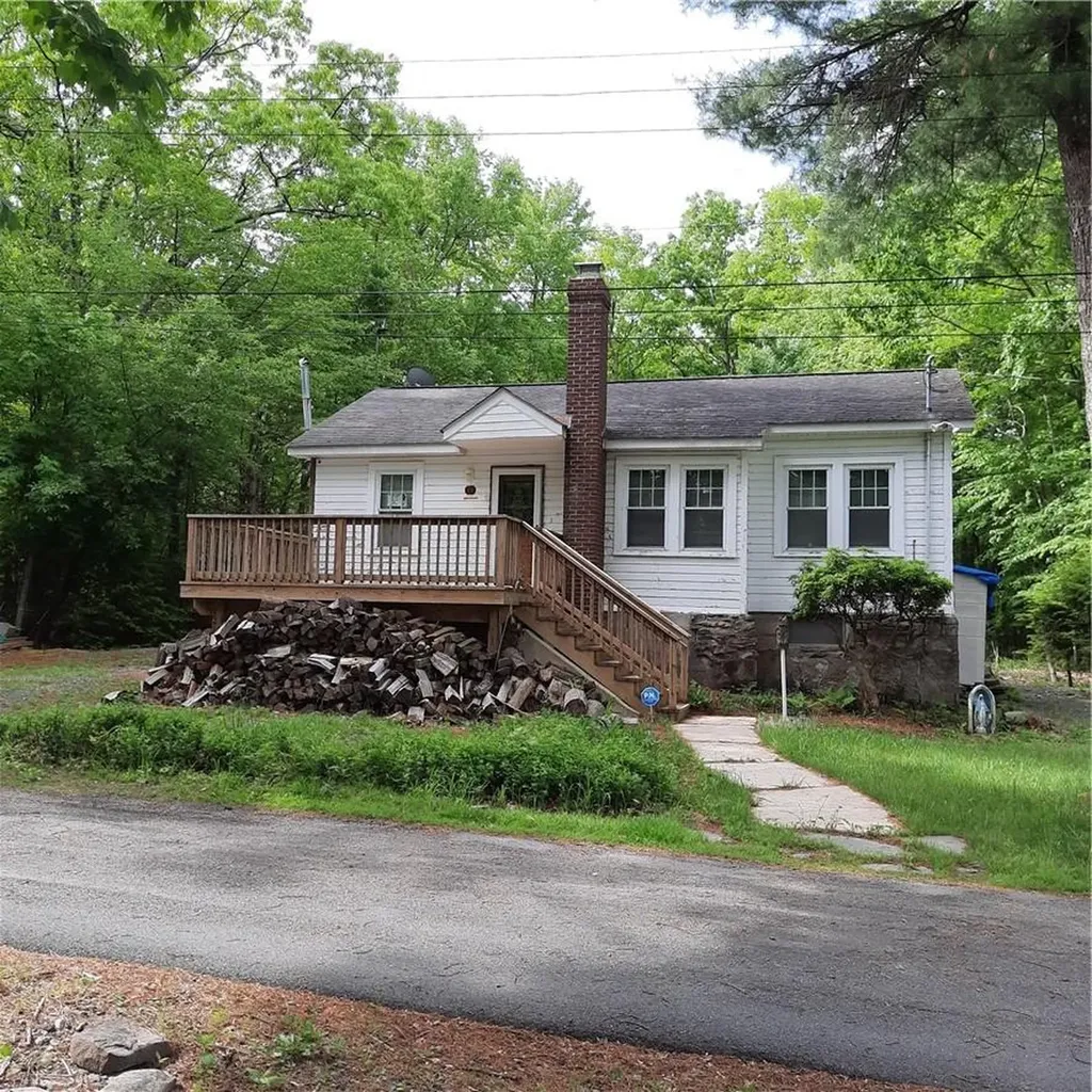 11-12 Deer Street E Wurtsboro NY 12790