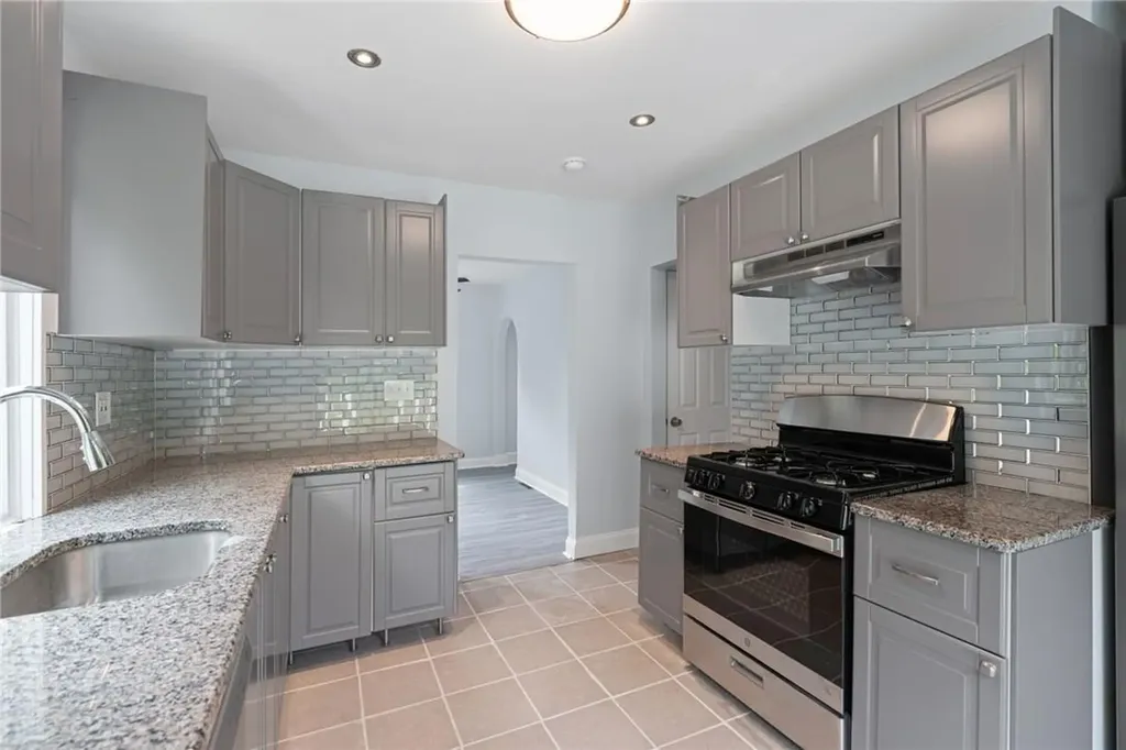 39 East Avenue Walden NY 12586