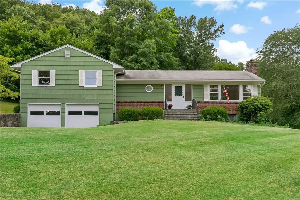 4 Pondfield Drive N Chappaqua NY 10514