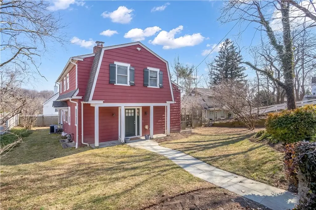 58 Gard Avenue Bronxville NY 10708