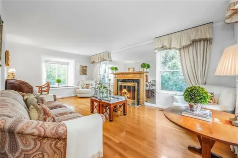 3 Hickory Hill Road Eastchester NY 10709